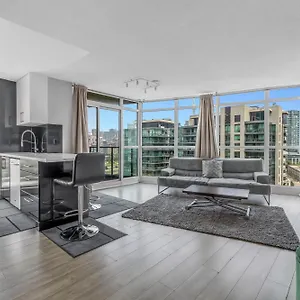 2 Bedroom With City Views With Free Parking And Pool Apartment