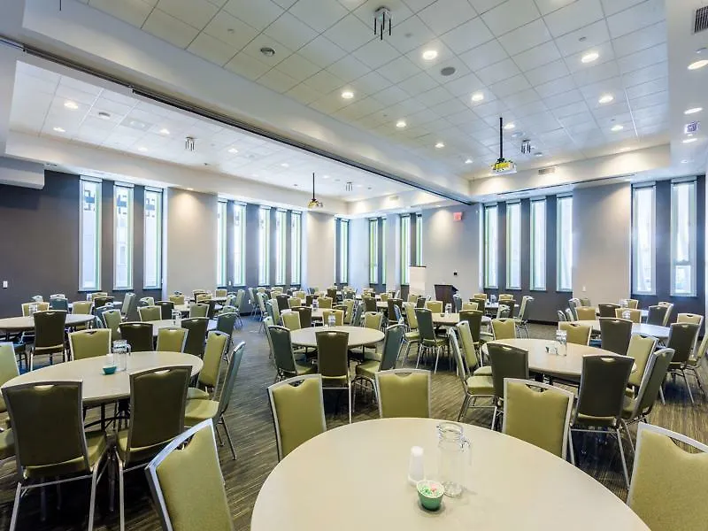 Apartment Residence & Conference Centre - Toronto Downtown